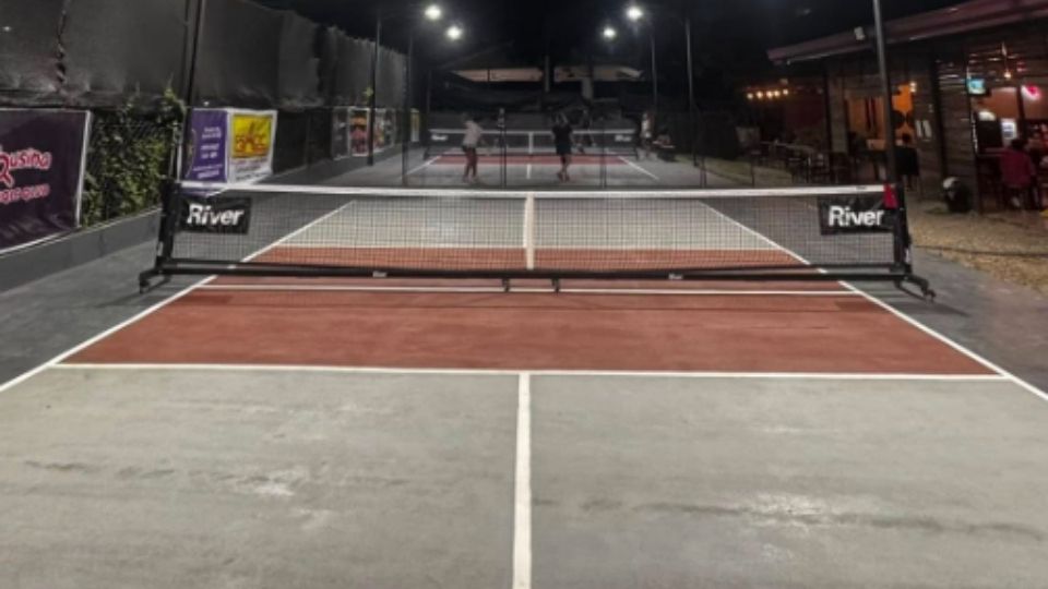 Qusina PIQLE QLUB Pickleball Court photo 3
